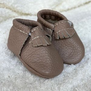 Freshly picked sz 0 moccasins